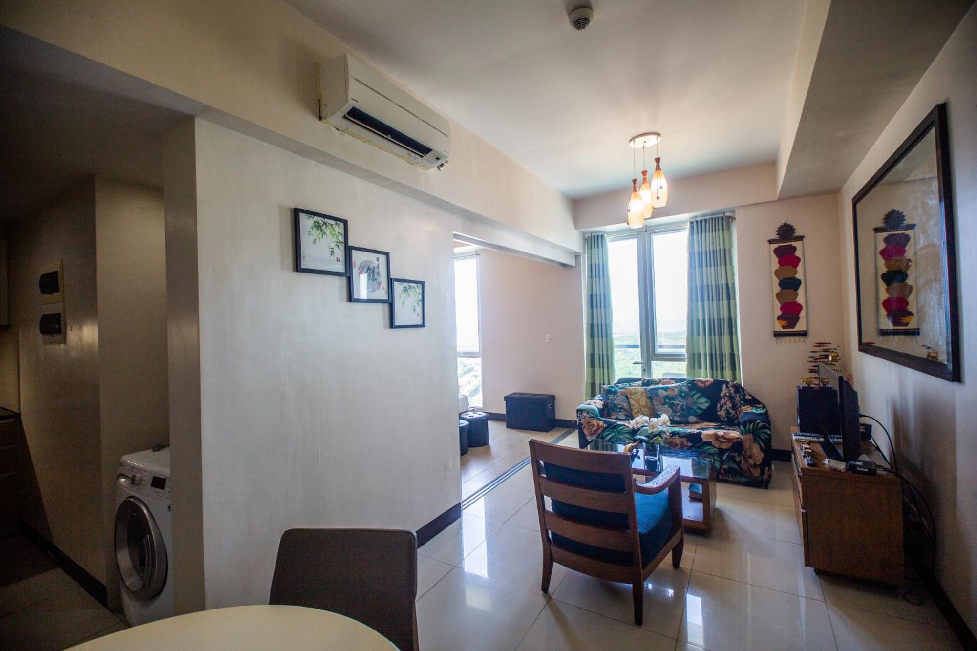 Mactan Newtown Seaview Condo By Fjcivo Lapu-Lapu City Exteriör bild