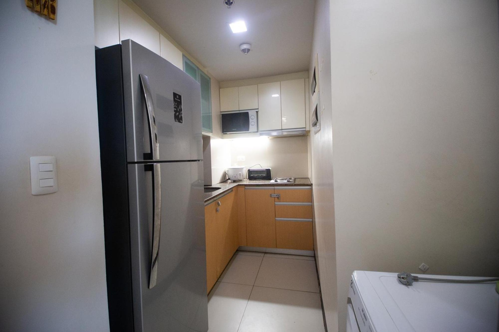 Mactan Newtown Seaview Condo By Fjcivo Lapu-Lapu City Exteriör bild
